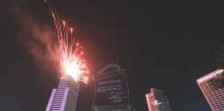drone menghias langit jakarta