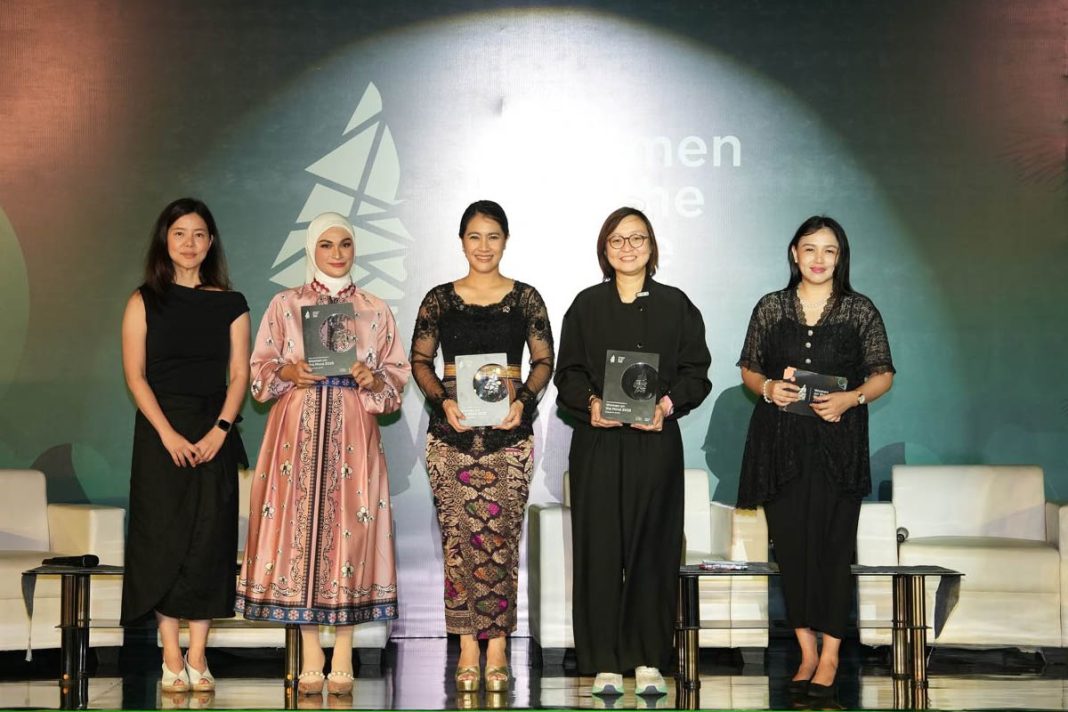 emberdayaan perempuan di sektor ekonomi kreatif adalah strategi utama untuk menyalakan mesin pertumbuhan ekonomi