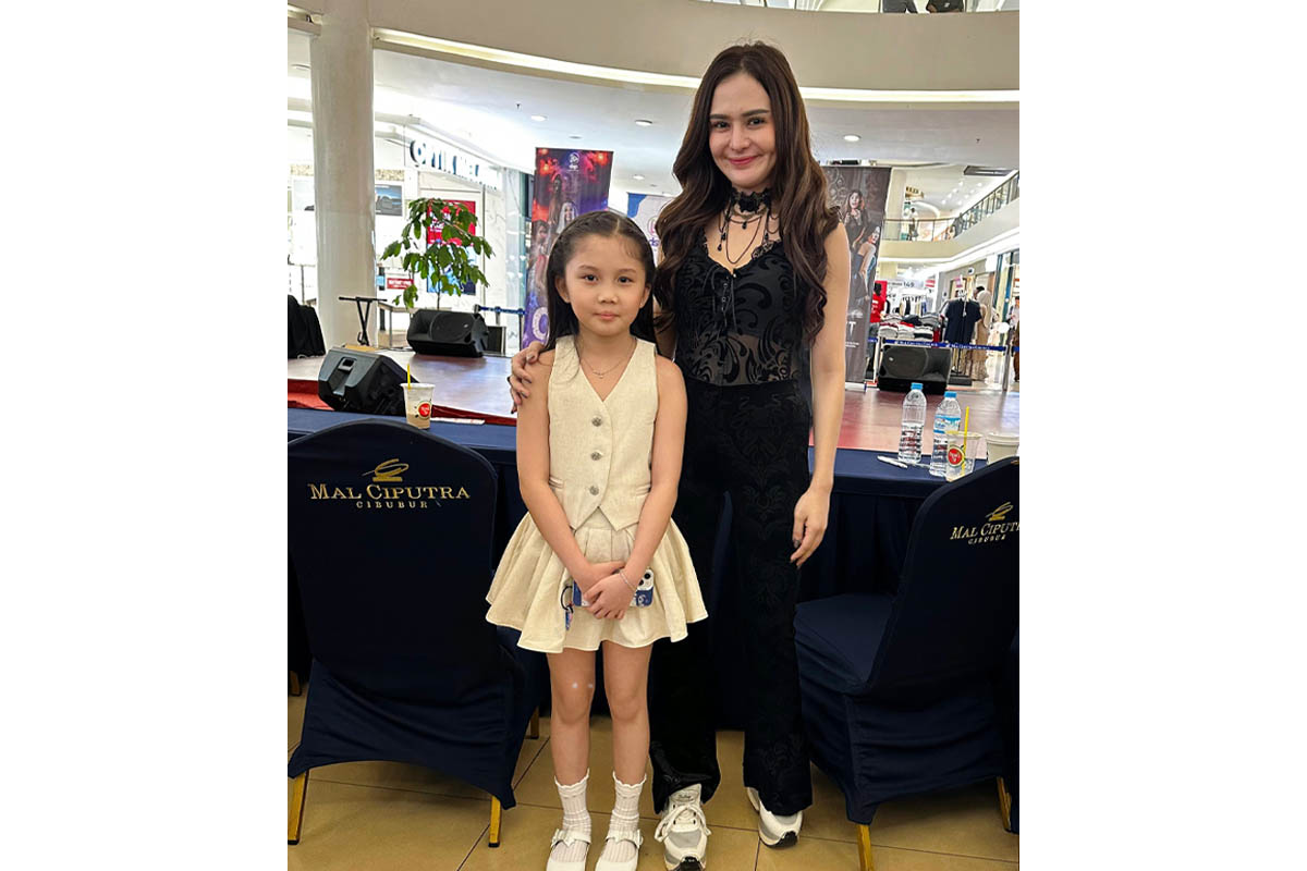 felicia lindi bersama tami irelly