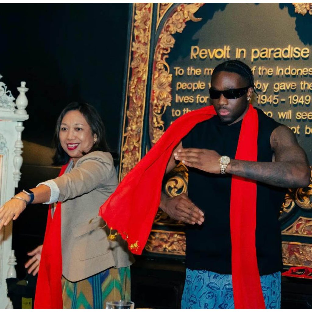 rapper dan penyanyi asal as melly mike y