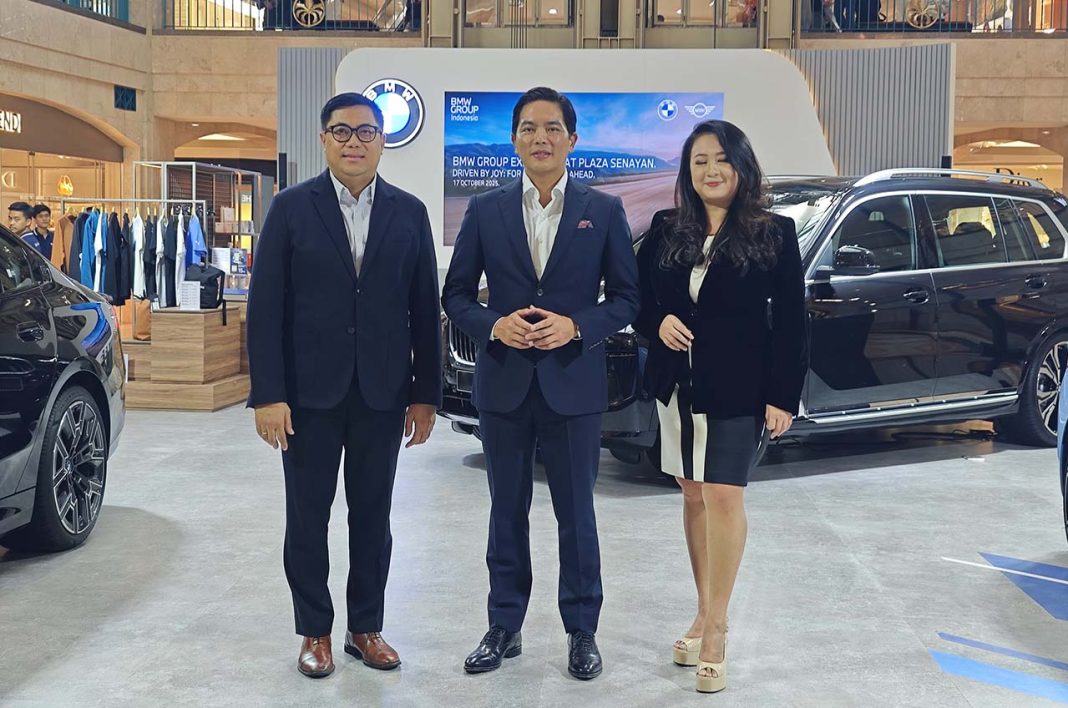 bmw group plaza senayan exhibition 2025 01
