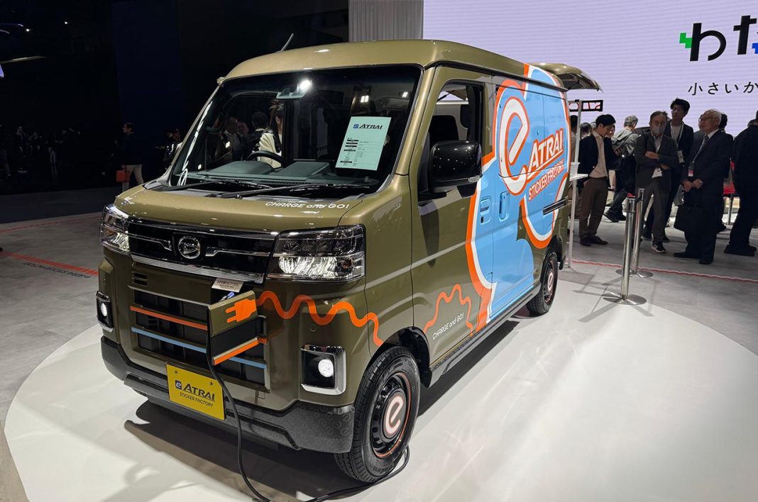 daihatsu e atrai, kendaraan listrik segmen niaga dengan performa bev