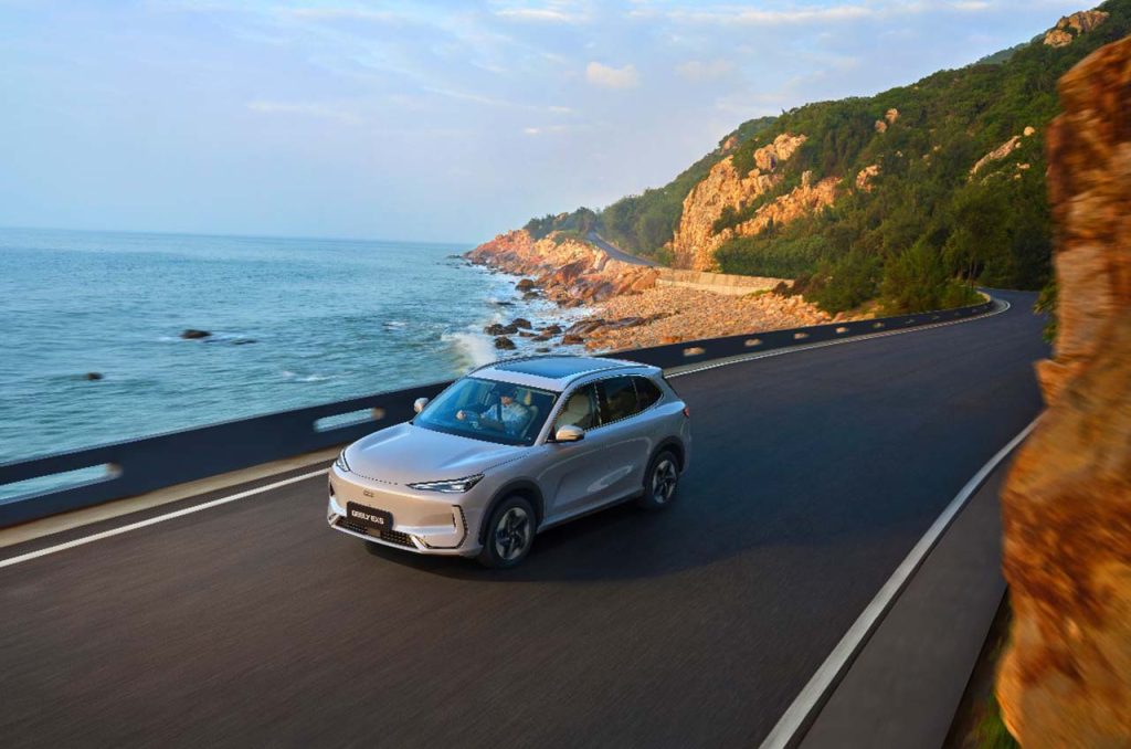 Geely Auto Indonesia meluncurkan pembaruan software EX5 untuk meningkatkan kenyamanan, keselamatan, dan konektivitas bagi seluruh pengguna di Indonesia.