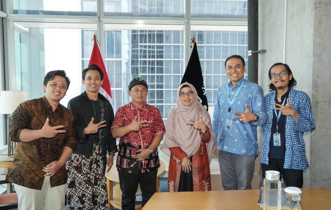 kementerian ekonomi kreatif menerima audiensi dari yayasan swargaloka di autograph tower thamrin nine, jakarta,