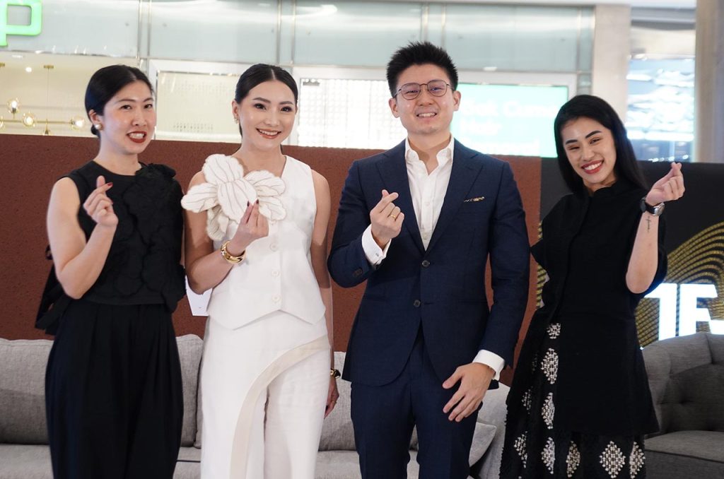 pressconf APR – “Grace in Motion: Defining Modern Silhouette”