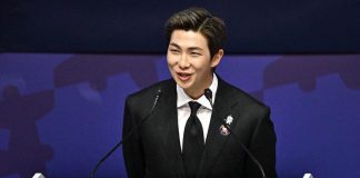 rm, bts menyampaikan pidato utama dengan tema “industri budaya dan kreatif di kawasan apec