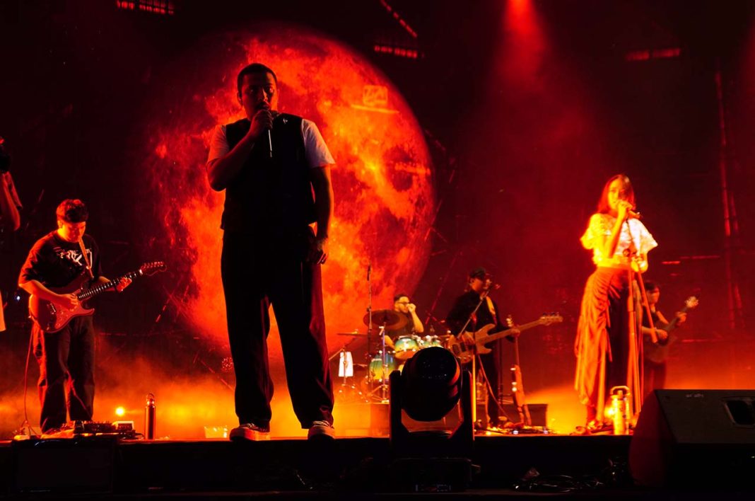 Sal Priadi di Synchronize Fest 2025