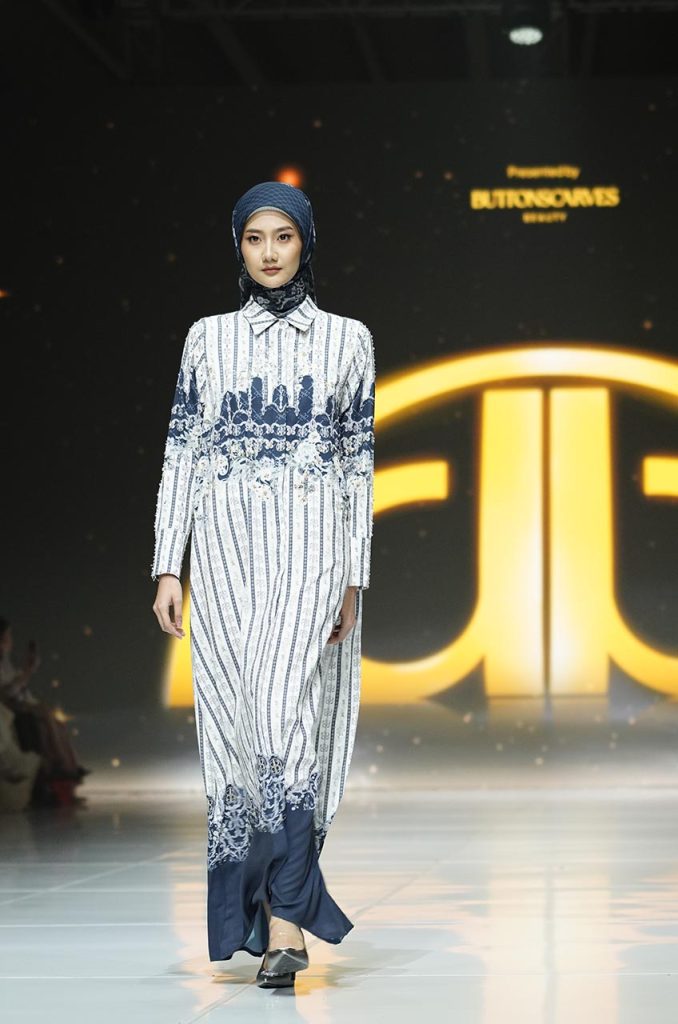 Nada Puspita mengusung tema “Monoglam” pada JFW 2026