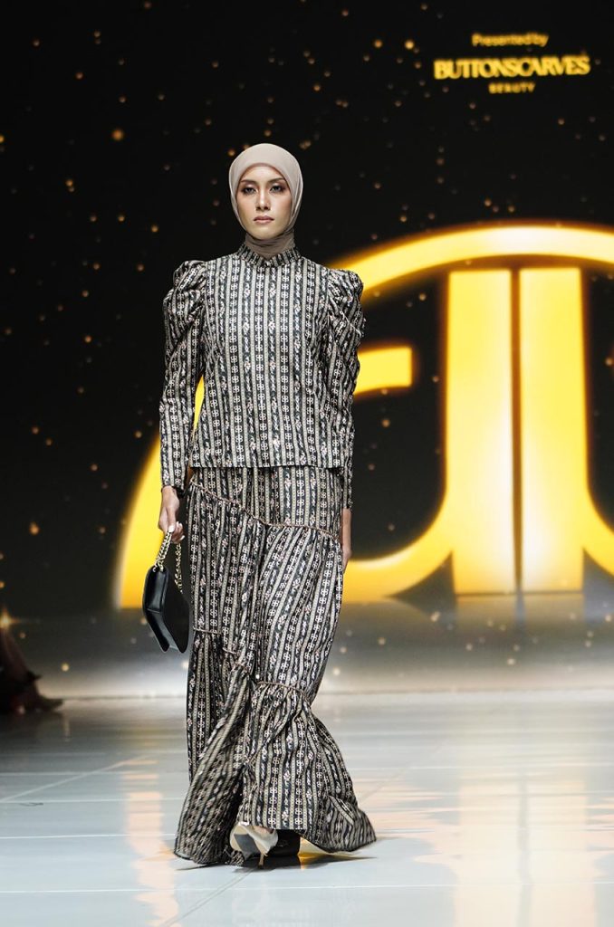 Nada Puspita mengusung tema “Monoglam” pada JFW 2026