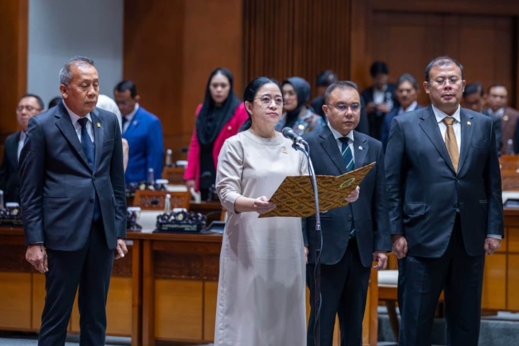 puan maharani dalam pidato pembukaan masa persidangan ii dpr ri tahun sidang 2025 2026 di gedung dpr, selas