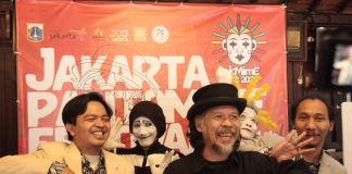 septian dwi cahyo menggelar jakmime fest 2025 di kota tua