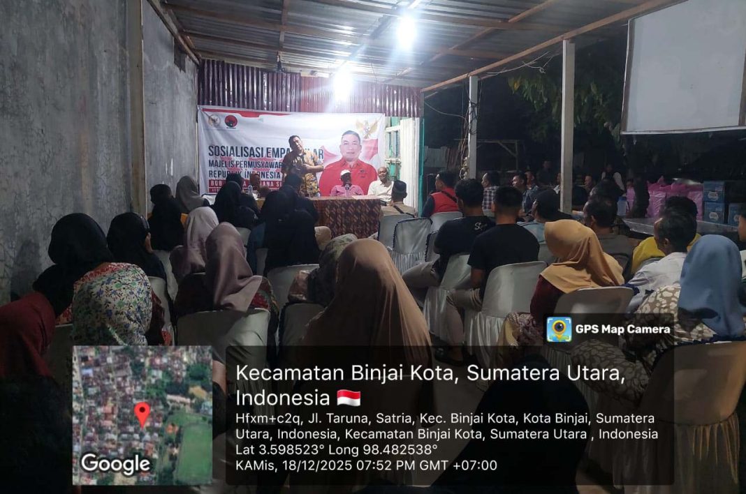 Anggota Komisi II DPR RI Bob Andika Mamana Sitepu menyampaikan materi Sosialisasi 4 Pilar Kebangsaan di Kecamatan Binjai Kota, Kamis (18/12/2025).