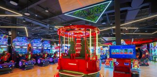 vr space elevator timezone k mall menara jakarta