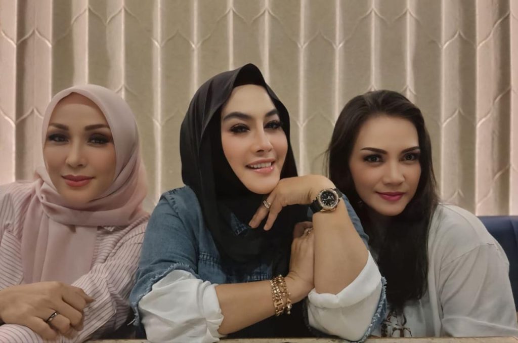 Yanti Yaseer Comeback ke Dunia Film, Gandeng Pona Shantal dan Natasha Inrie