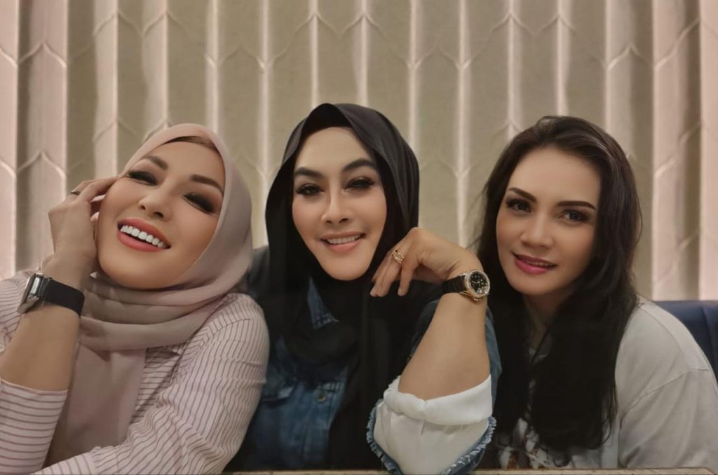 Yanti Yaseer Comeback ke Dunia Film, Gandeng Pona Shantal dan Natasha Inrie