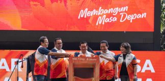 bank jakarta meluncurkan kartu debit visa di lippo mall kemang