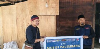 bantuan komunitas musisi palembang tiba di palembayan agam