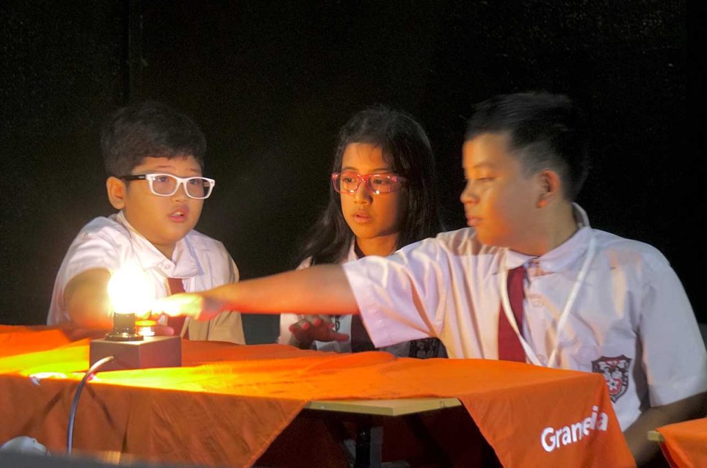 Best moment menjawab soal dan benar