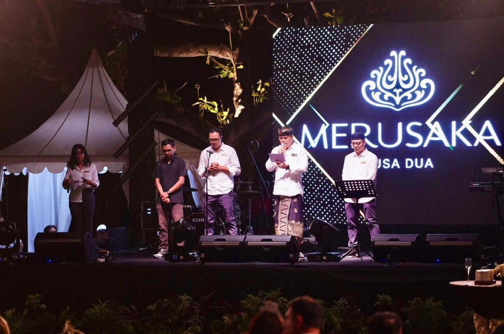 Doa bersama dan penyaluran donasi bagi para korban bencana alam di Sumatra