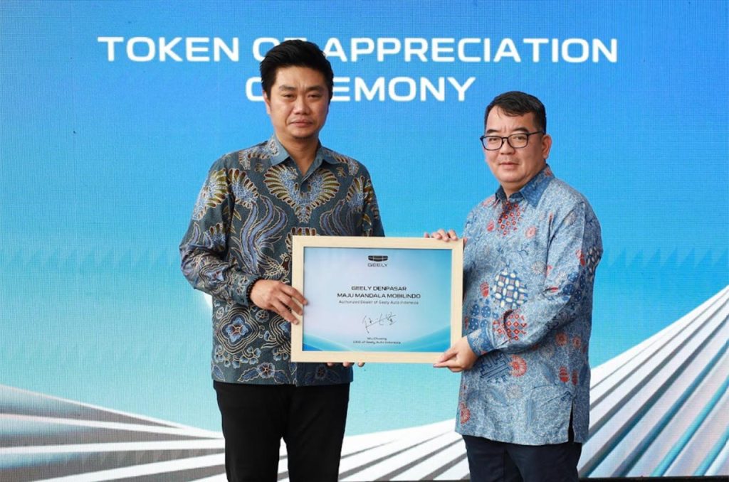 Geely Auto Indonesia mengawali tahun 2026 dengan langkah ekspansi melalui peresmian diler pertamanya di Denpasar