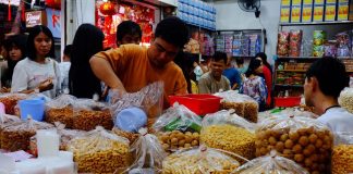 cokelat dan permen imlek 02