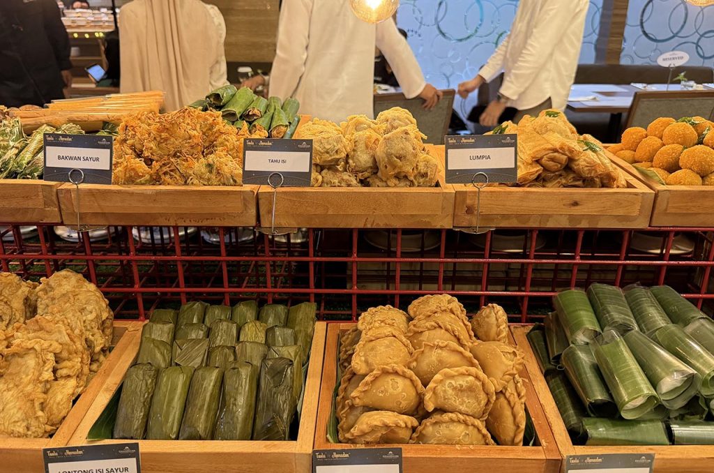 hidangan takjil tradisional