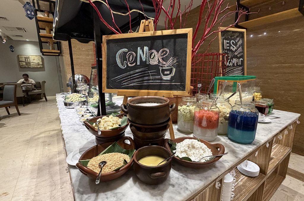 hidangan takjil tradisional 02