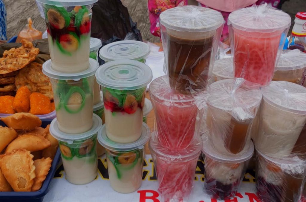 jalan panjang kebon jeruk jadi tujuan utama berburu takjil 02