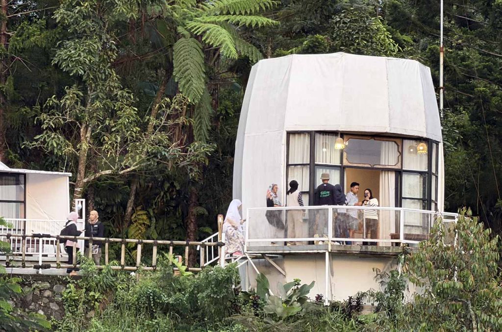 luxcamp bukit damar puncak 03