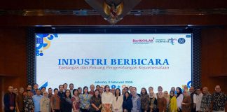 Menteri Pariwisata Widiyanti Putri Wardhana berdialog dengan sejumlah perwakilan asosiasi dan pelaku industri pariwisata