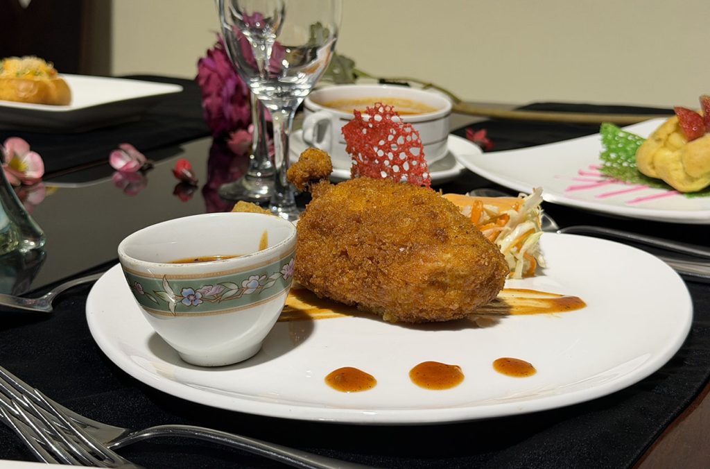 menu makanan di amoz cozy 01