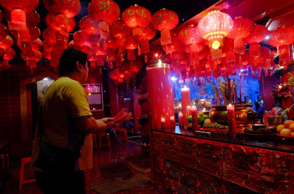 sembahyang malam imlek 2577 03