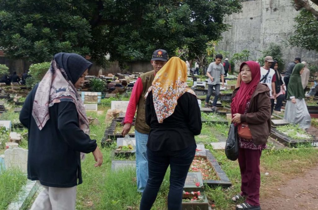 ziarah makam jelang ramadhan 02