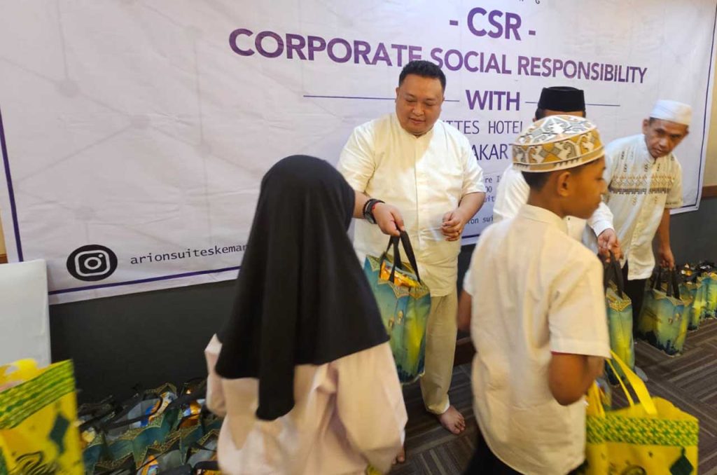 Arion Suites Hotel Kemang menggelar santunan dan buka puasa bersama 40 anak yatim bekerja sama dengan Himpunan Anak Media