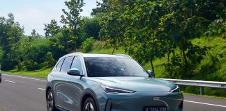 geely ex5 sebagai suv ev menawarkan jarak tempuh hingga 495 km