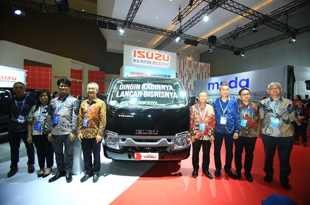 Launching Isuzu TRAGA AC