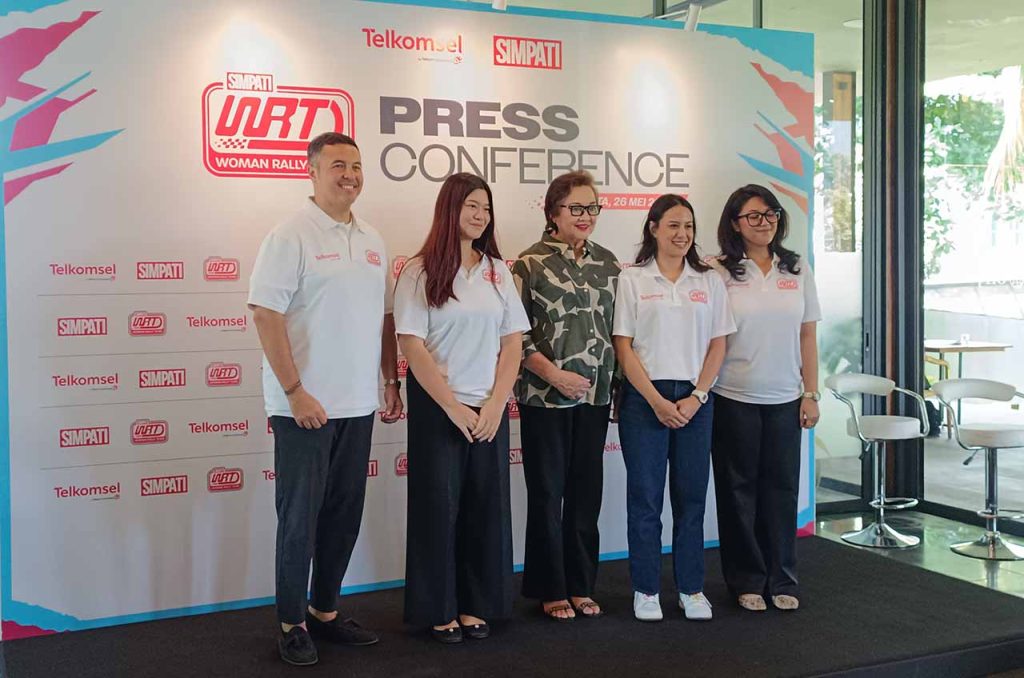 pressconf simpati woman rally team 02