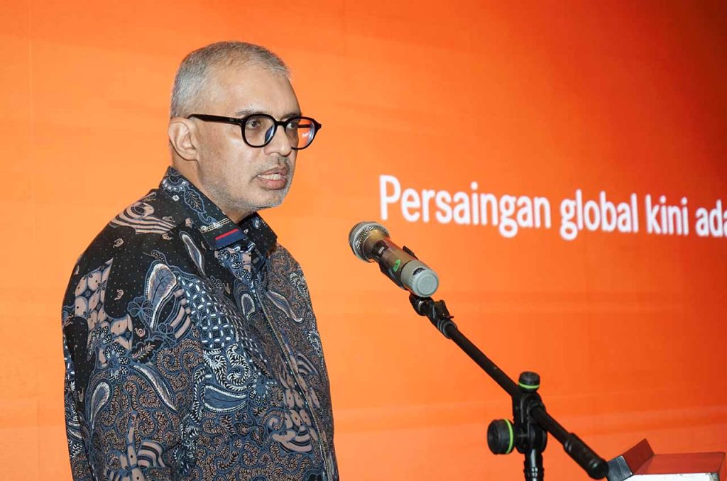 sambutan dan ucapan selamat kepada para lulusan batch 4 program dcvat oleh presiden direktur dcvi, naeem hassim