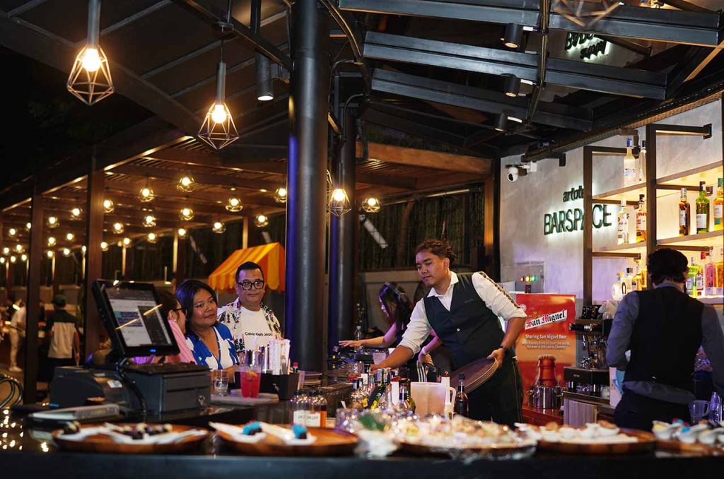 Artotel Barspace