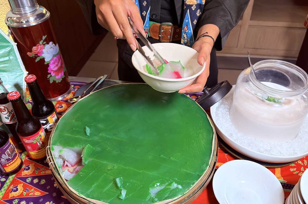 makanan tradisional selendang mayang
