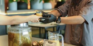 Nawana by Alana Sentul mengolah limbah kulit nanas menjadi Tepache