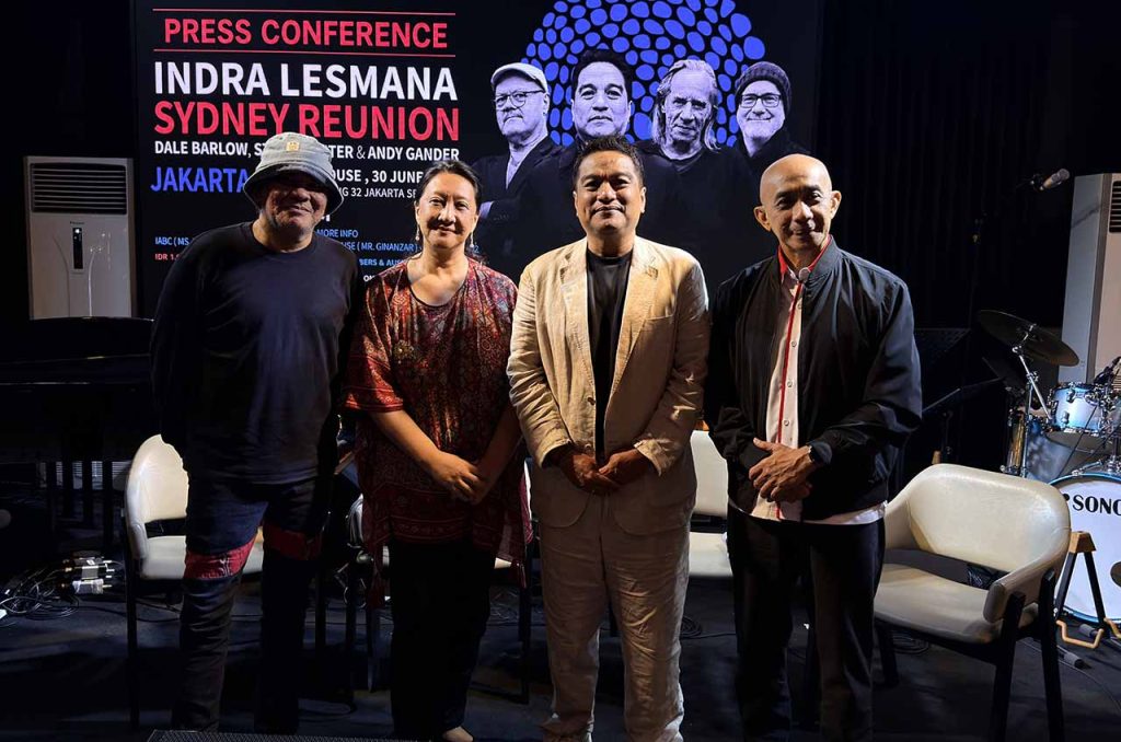 pressconf sydney reunion 01