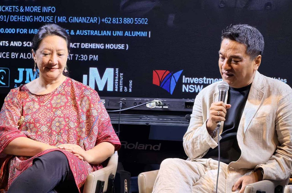 pressconf sydney reunion 03