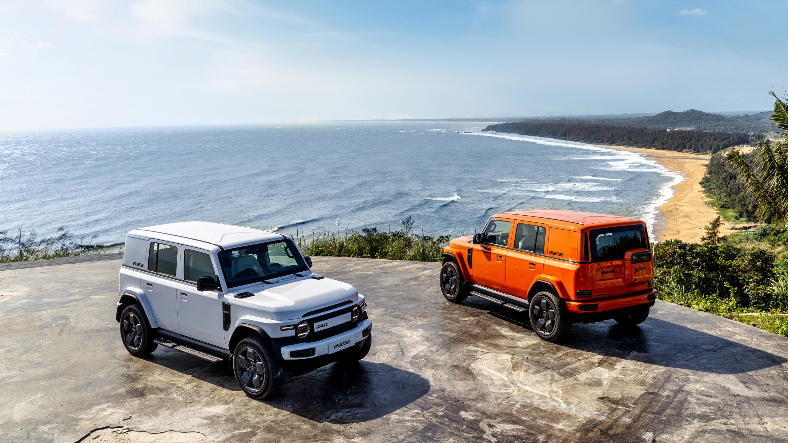CAR V23 mengusung desain boxy ikonik yang terinspirasi SUV klasik, menghadirkan karakter yang berbeda di segmen kendaraan listrik