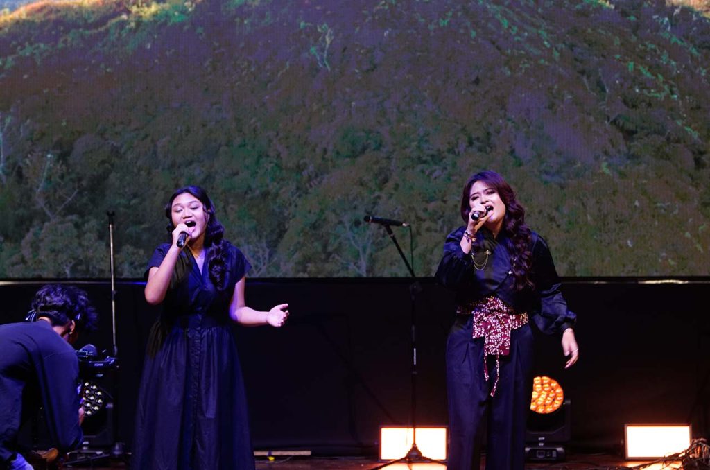 diva ramaniya dan alicia – rumah kita