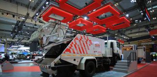 Isuzu GIGA FVR Road Sweeper