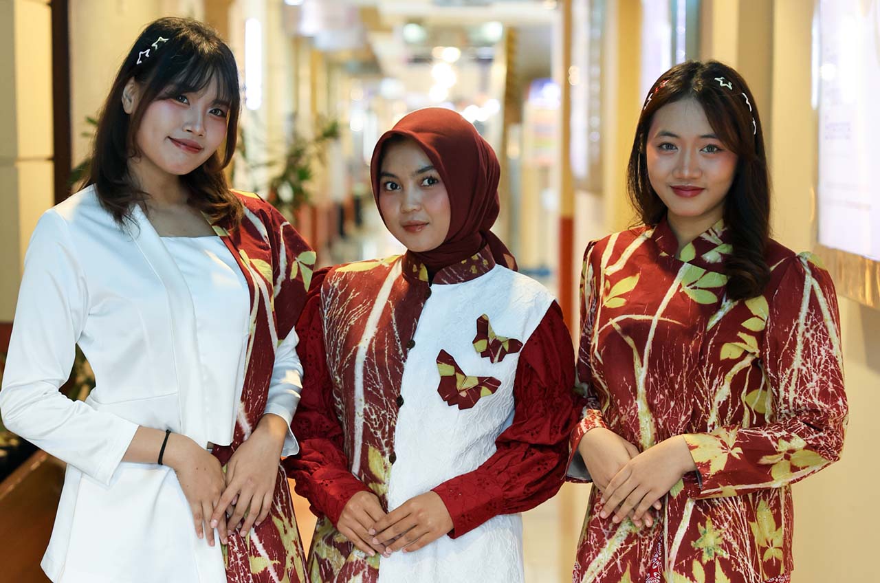 THE 1O1 Jakarta Sedayu Darmawangsa Rayakan HUT ke-81 RI Lewat Fashion Show Inklusif dan Kolaborasi UMKM