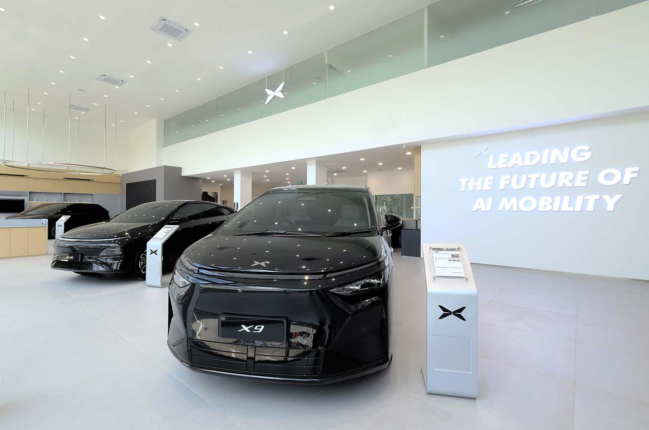 XPENG Experience & Service Center Surabaya