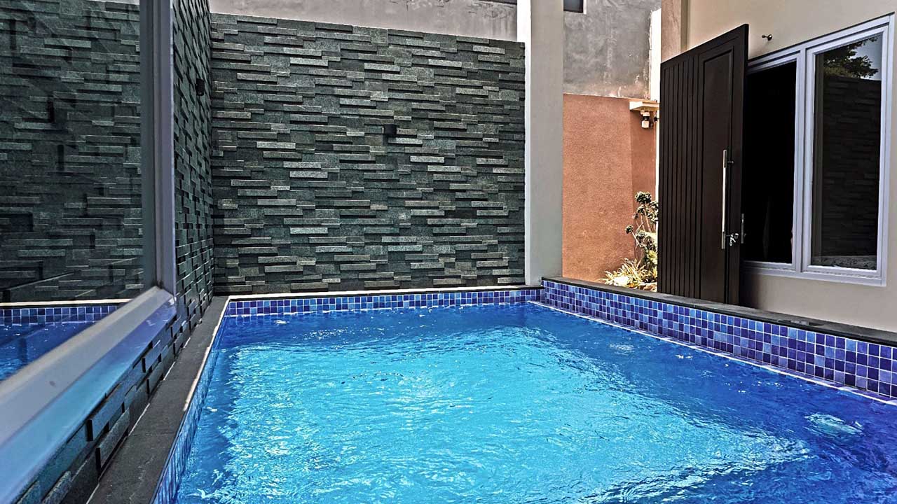 private pool